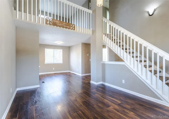 Photo 3 of Single family home for sale at 4984 S Dunkirk Way, Centennial, CO 80015 | MLS# 5828352 | Listing updated on 2026-09-15