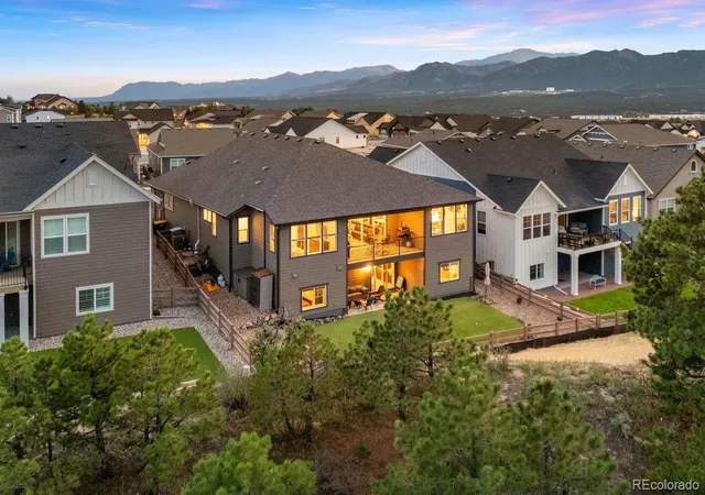 Photo 3 of Single family home for sale at 154 E Lost Pines Dr, Monument, CO 80132 | MLS# 4028742 | Listing updated on 2026-09-12