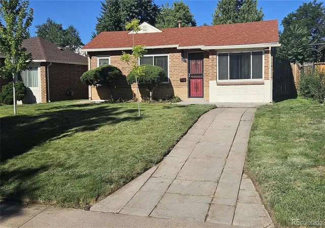 Photo 2 of Sale Pending at 1741 Macon St, Aurora, CO 80010 | MLS# 5208171 | Listing updated on 2026-10-01