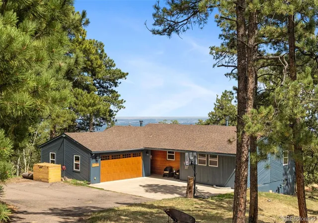 Photo 4 of Single family home for sale at 10346 Horizon View Dr, Morrison, CO 80465 | MLS# 8921122 | Listing updated on 2026-09-22
