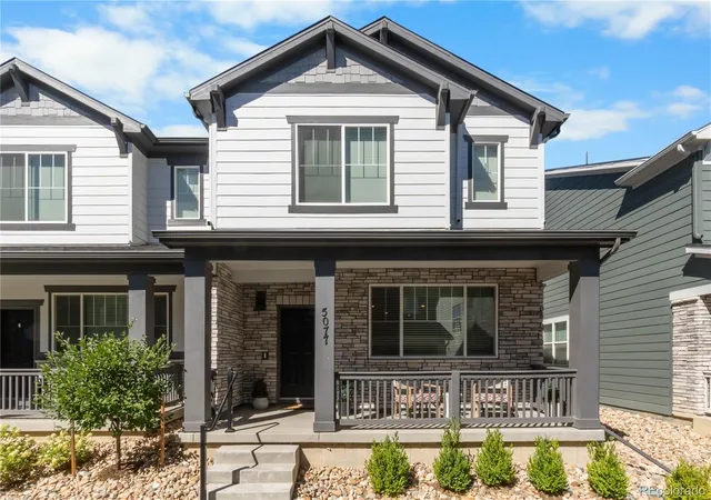 Townhouse for sale at 5077 S Robb St, Littleton, CO 80127 | MLS# 3970697