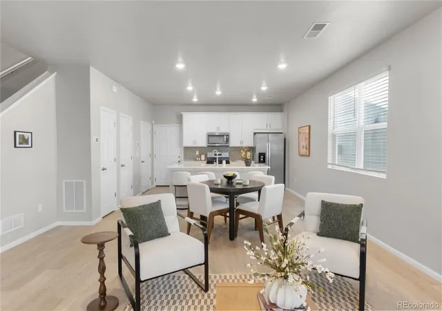 Photo 3 of Townhouse for sale at 5077 S Robb St, Littleton, CO 80127 | MLS# 3970697 | Listing updated on 2026-10-08