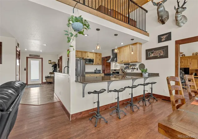 Photo 3 of Single family home for sale at 7190 Nautique Cir, Larkspur, CO 80118 | MLS# 5941504 | Listing updated on 2026-09-26