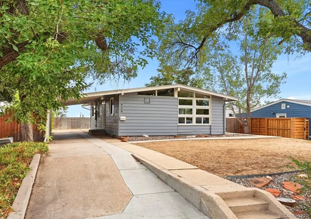 Photo 2 of Single family home for sale at 420 Cuchara St, Denver, CO 80221 | MLS# 9137983 | Listing updated on 2026-10-07