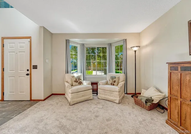 Photo 4 of Single family home for sale at 749 Redwood Ct, Highlands Ranch, CO 80126 | MLS# 4979947 | Listing updated on 2026-10-10