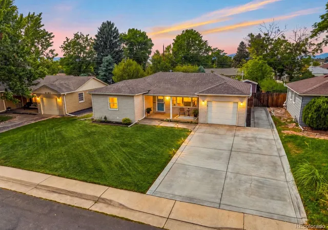 Photo 2 of Single family home for sale at 5151 S Grant St, Littleton, CO 80121 | MLS# 2734263 | Listing updated on 2026-09-22