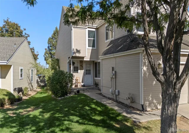 Photo 3 of Townhouse for sale at 6340 Yank Ct #A, Arvada, CO 80004 | MLS# 7825943 | Listing updated on 2026-09-12