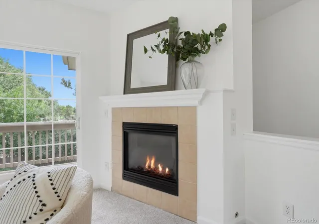 Listing Photo 4 - Condo for sale in building located at 8105 E 11Th Ave, Denver, CO 80220 - Unit #4E