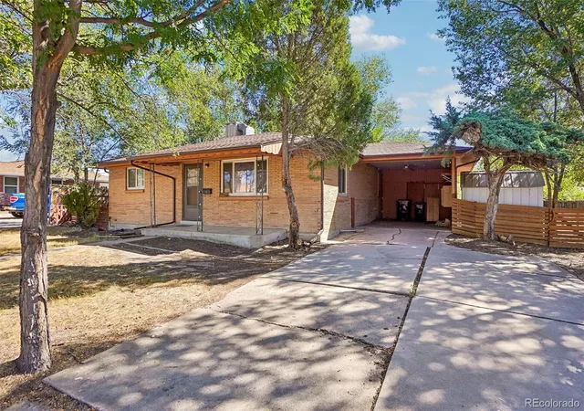 Photo 3 of Sale Pending at 6348 Ingalls St, Arvada, CO 80003 | MLS# 6431656 | Listing updated on 2026-09-14