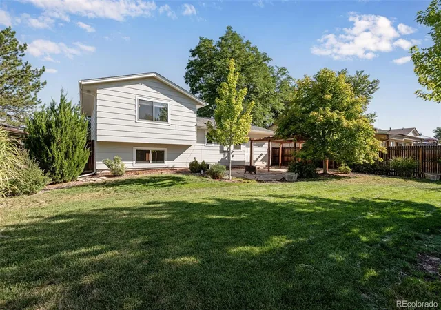 Photo 3 of Single family home for sale at 9740 W Union Ave, Littleton, CO 80123 | MLS# 4394956 | Listing updated on 2026-10-03
