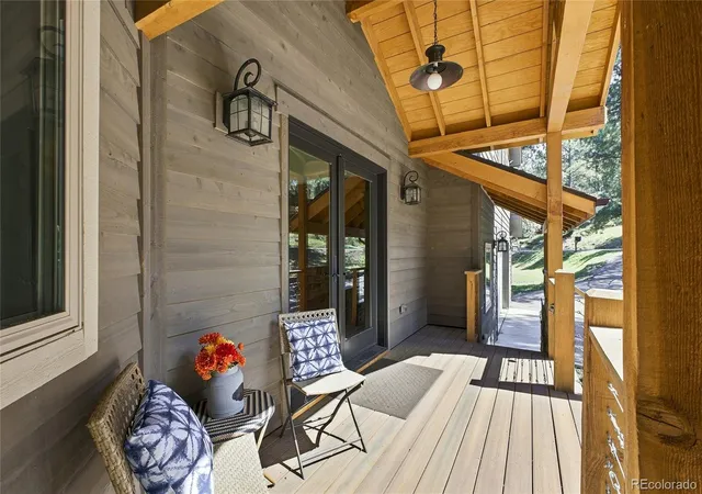Photo 4 of Single family home for sale at 28609 Pine Dr, Evergreen, CO 80439 | MLS# 9053379 | Listing updated on 2026-10-09