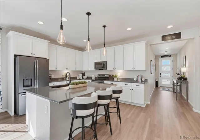 Photo 3 of Single family home for sale at 22622 E Narrowleaf Cir, Aurora, CO 80016 | MLS# 6304419 | Listing updated on 2026-09-26