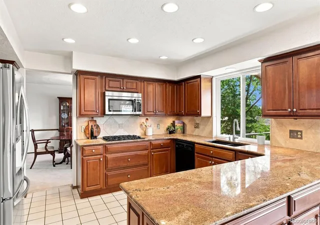 Photo 3 of Sale Pending at 7631 S Bemis St, Littleton, CO 80120 | MLS# 2396116 | Listing updated on 2026-10-05
