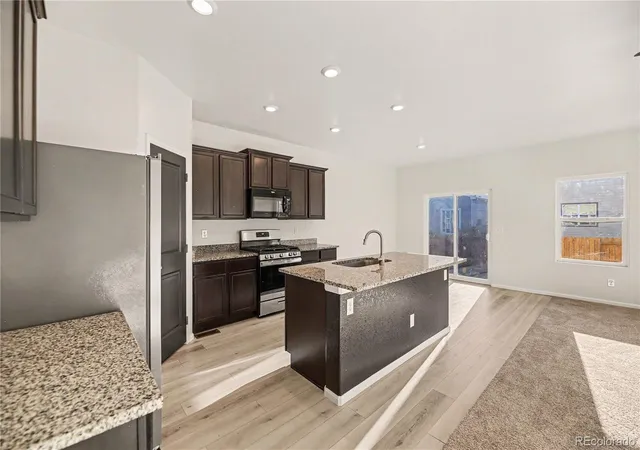 Photo 4 of Single family home for sale at 210 N Stewart St, Keenesburg, CO 80643 | MLS# 8622768 | Listing updated on 2026-09-30