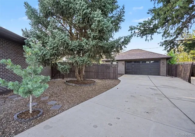 Photo 2 of Single family home for sale at 559 Elbert Way, Denver, CO 80221 | MLS# 9096843 | Listing updated on 2026-09-12