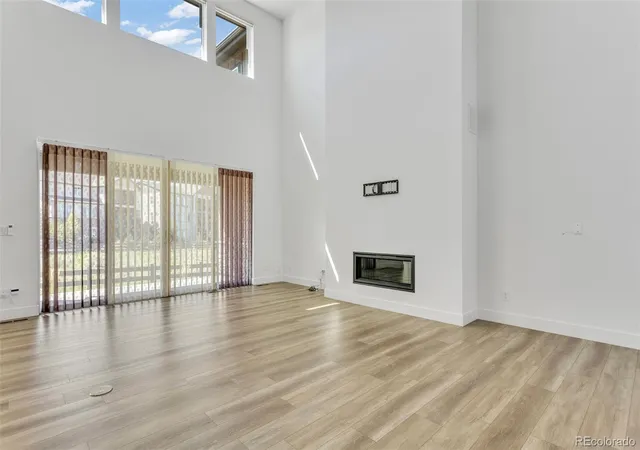 Photo 4 of Single family home for sale at 6671 Cross Brg Cir, Castle Rock, CO 80108 | MLS# 7624252 | Listing updated on 2026-09-26