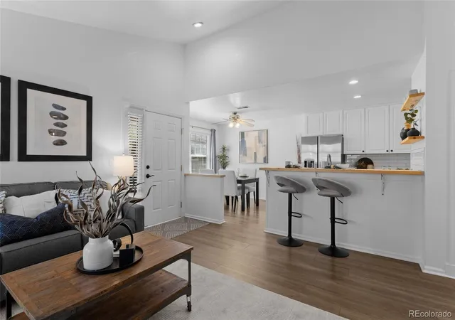 Listing Photo 4 - Condo for sale in building located at 4385 S Balsam St, Littleton, CO 80123 - Unit #8-201