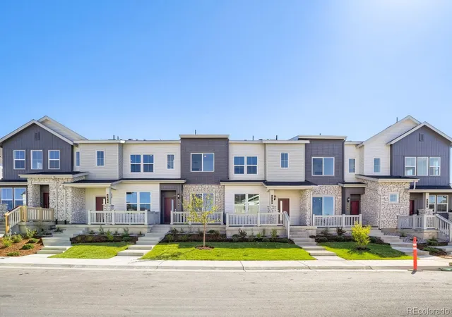 Photo 1 of Townhouse for sale at 362 N Bersshine Ct, Watkins, CO 80137 | MLS# 8400486 | Listing updated on 2026-09-22