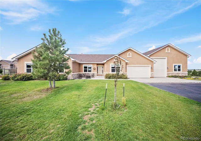 Photo 2 of Single family home for sale at 16565 Fletcherville Ln, Peyton, CO 80831 | MLS# 9284535 | Listing updated on 2026-10-03