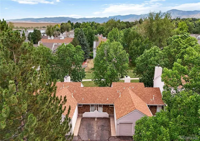 Photo 3 of Townhouse for sale at 5374 W Canyon Trl #C, Littleton, CO 80128 | MLS# 6883996 | Listing updated on 2026-10-04