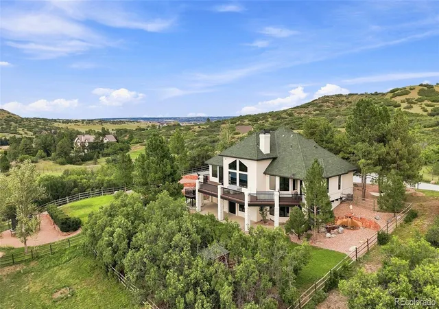 Photo 4 of Single family home for sale at 5858 Lemon Gulch Rd, Castle Rock, CO 80108 | MLS# 5931967 | Listing updated on 2026-09-28