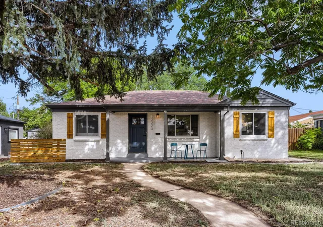 Photo 1 of Single family home for sale at 2220 Rosemary St, Denver, CO 80207 | MLS# 7397839 | Listing updated on 2026-10-04