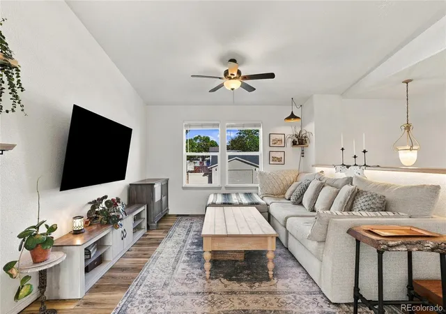 Photo 4 of Single family home for sale at 303 Sundance Pkwy, Dacono, CO 80514 | MLS# 1903873 | Listing updated on 2026-09-15
