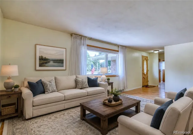 Photo 1 of Single family home for sale at 2348 Fountain Dr, Loveland, CO 80538 | MLS# 9574100 | Listing updated on 2026-09-18