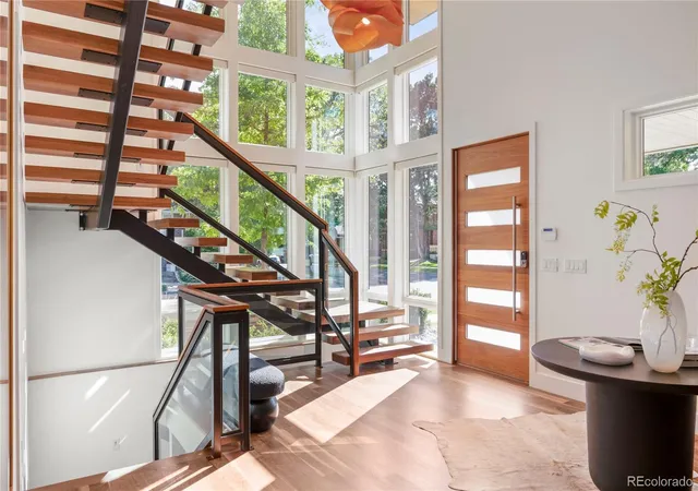 Photo 2 of Mansion for sale at 490 S Gilpin St, Denver, CO 80209 | MLS# 2285203 | Listing updated on 2026-09-17