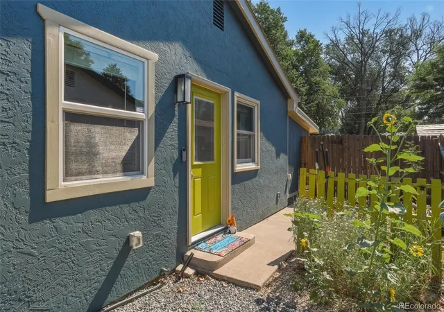 Photo 3 of Single family home for sale at 3119 N Arcadia St, Colorado Springs, CO 80907 | MLS# 1866450 | Listing updated on 2026-10-07