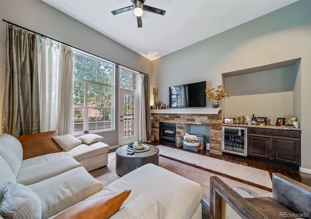 Listing Photo 4 - Condo for sale in building located at 2769 W Grns Ct, Littleton, CO 80123