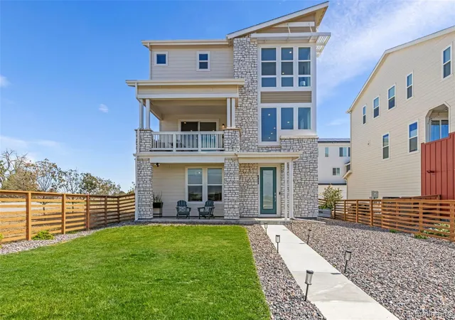 Photo 3 of Single family home for sale at 942 Hearteye Trl, Lafayette, CO 80026 | MLS# 5445278 | Listing updated on 2026-10-22