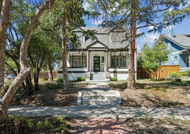 Photo 3 of Single family home for sale at 2309 Ivanhoe St, Denver, CO 80207 | MLS# 2210002 | Listing updated on 2026-09-11