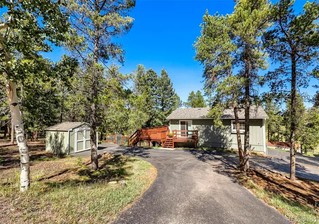 Photo 1 of Sale Pending at 31645 Griffin Dr, Conifer, CO 80433 | MLS# 4305480 | Listing updated on 2026-09-14