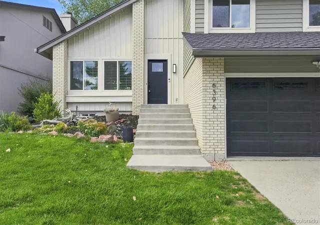 Photo 2 of Single family home for sale at 6396 S Emporia Cir, Englewood, CO 80111 | MLS# 7548736 | Listing updated on 2026-09-11