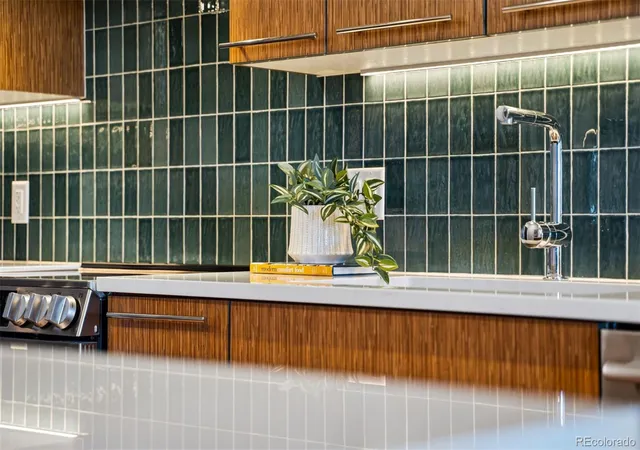 Listing Photo 5 - Condo for sale in building located at 410 Acoma St, Denver, CO 80204 - Unit #305