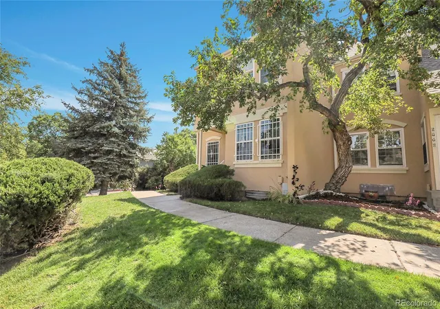 Photo 2 of Townhouse for sale at 2864 S Vaughn Way, Aurora, CO 80014 | MLS# 3149506 | Listing updated on 2026-09-15