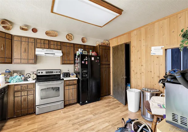 Photo 4 of Townhouse for sale at 2864 S Vaughn Way, Aurora, CO 80014 | MLS# 3149506 | Listing updated on 2026-09-15