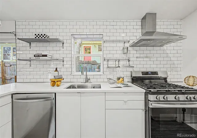 Photo 3 of Single family home for sale at 370 Irving St, Denver, CO 80219 | MLS# 5561285 | Listing updated on 2026-10-02