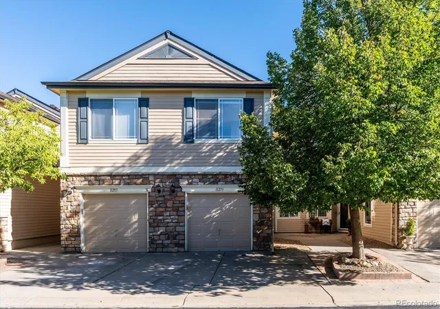 Photo 2 of Townhouse for sale at 11273 W Rice Pl, Littleton, CO 80127 | MLS# 5736772 | Listing updated on 2026-09-11