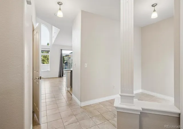 Photo 3 of Townhouse for sale at 11273 W Rice Pl, Littleton, CO 80127 | MLS# 5736772 | Listing updated on 2026-09-11