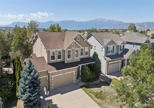 Photo 3 of Single family home for sale at 5637 Cross Crk Dr, Colorado Springs, CO 80924 | MLS# 2631489 | Listing updated on 2026-09-21