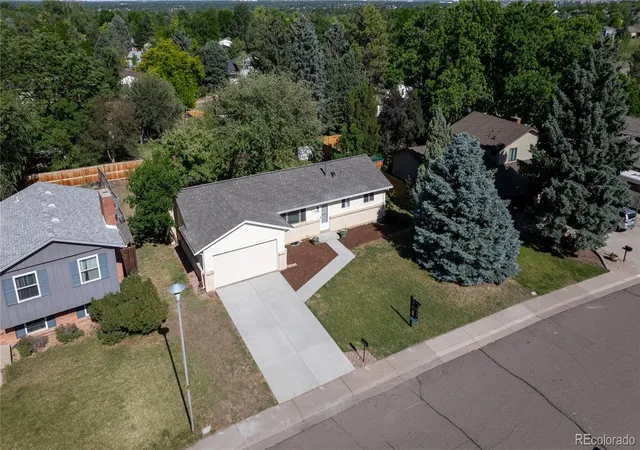 Photo 1 of Single family home for sale at 6270 S Fenton Ct, Littleton, CO 80123 | MLS# 9047678 | Listing updated on 2026-09-22