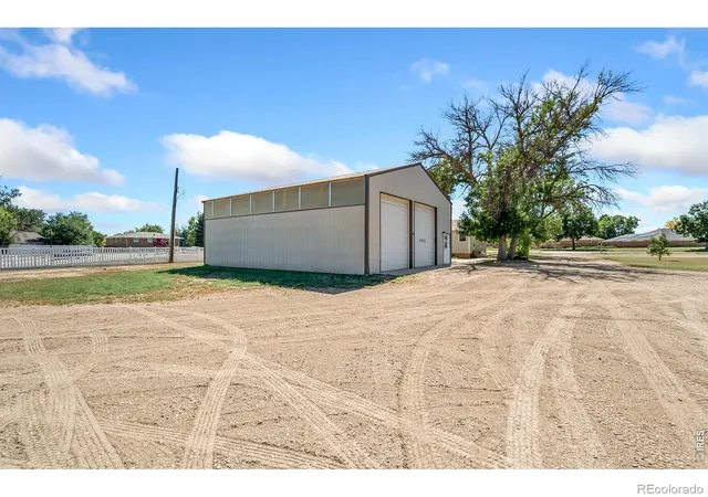 Photo 4 of Sale Pending at 1408 17th Avenue, Longmont, CO 80501 | MLS# IR1068566 | Listing updated on 2026-09-14