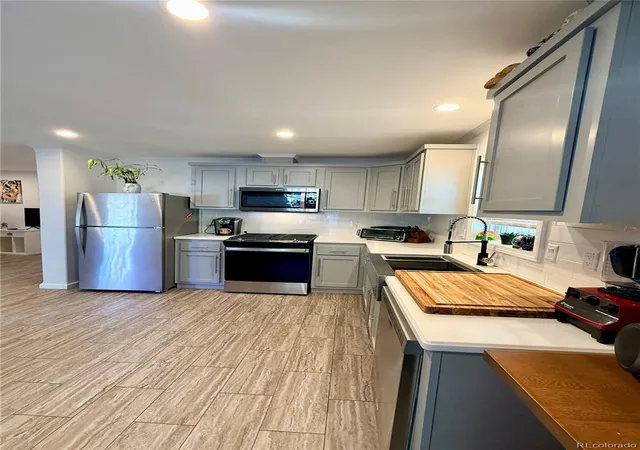 Photo 2 of Manufactured home for sale at 3650 S Federal Blvd, Englewood, CO 80110 | MLS# 6953455 | Listing updated on 2026-10-10