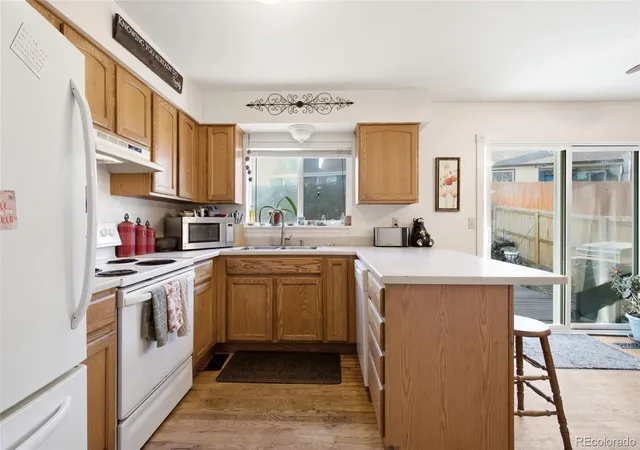Photo 3 of Single family home for sale at 4120 S Laredo Way, Aurora, CO 80013 | MLS# 2466678 | Listing updated on 2026-10-21
