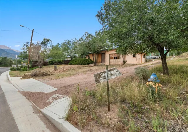 Photo 1 of Land for sale at 1522 Manitou Blvd, Colorado Springs, CO 80904 | MLS# 1579378 | Listing updated on 2026-09-15