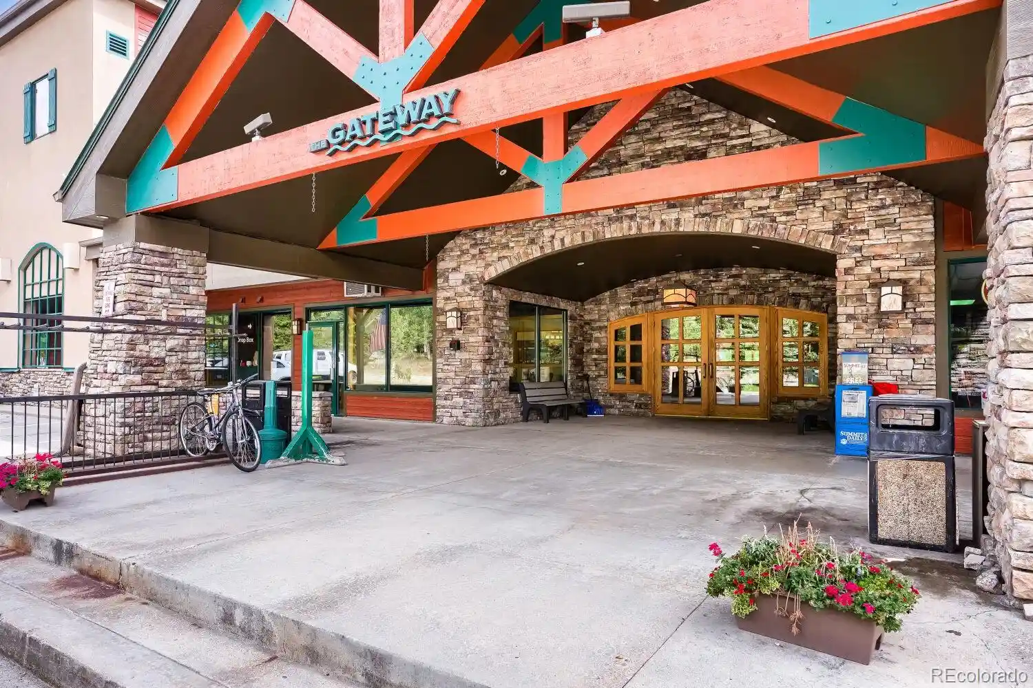 Listing Photo 1 - Condo for sale in 23110 Us Hwy 6 located at 23110 Us Hwy 6, Keystone, CO 80435 - Unit #5024
