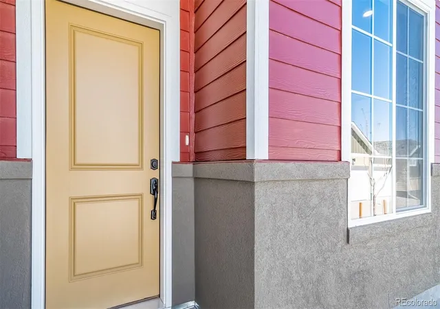 Photo 2 of Townhouse for sale at 4972 N Tempe St, Aurora, CO 80019 | MLS# 5557616 | Listing updated on 2026-09-22