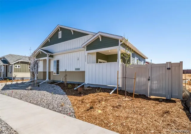 Photo 2 of Townhouse for sale at 4982 N Tempe St, Aurora, CO 80019 | MLS# 4324130 | Listing updated on 2026-09-25